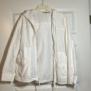 Cute, lightweight jacket with hood